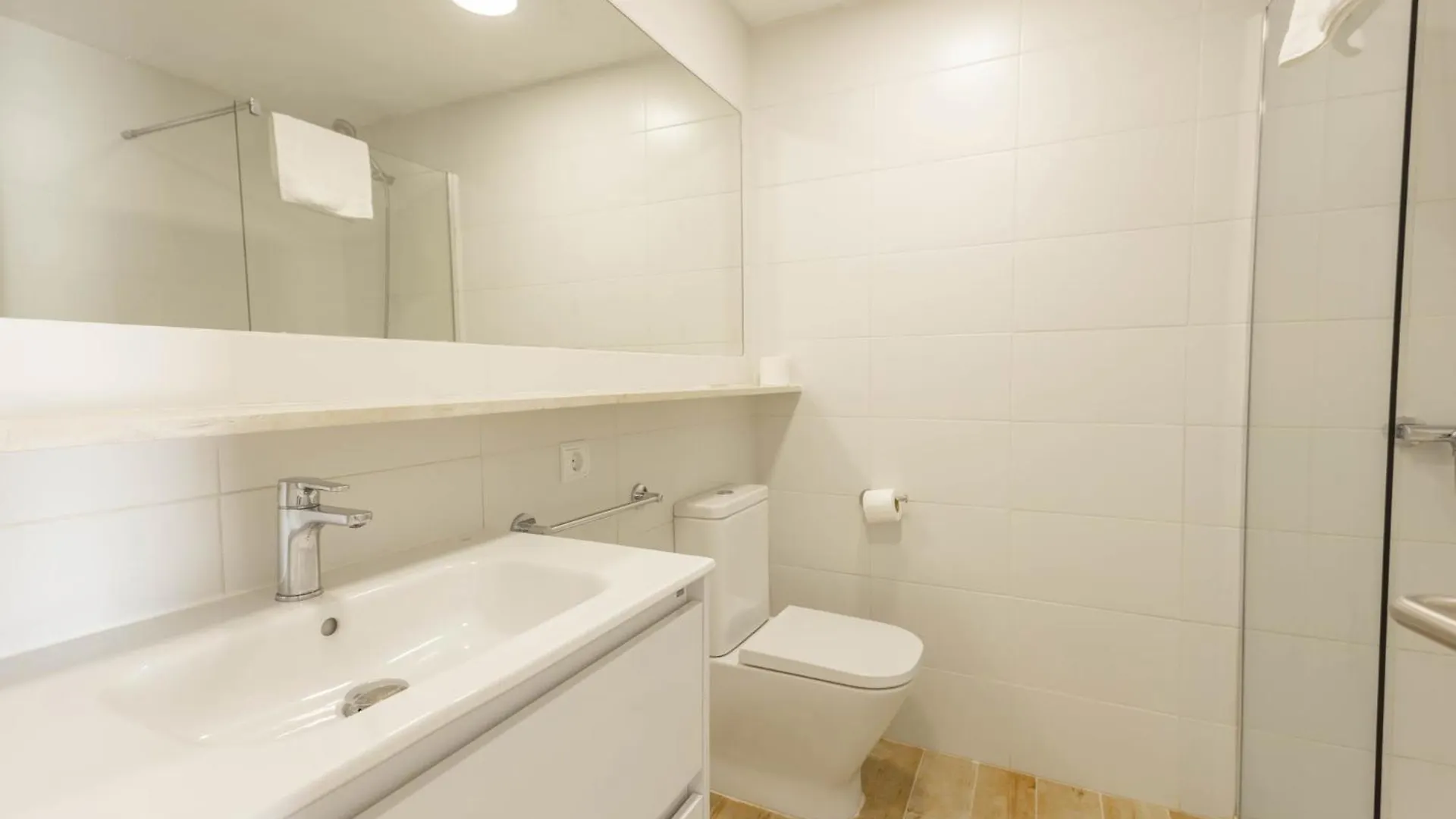 Son Bou Gardens Plus 1 Apartment